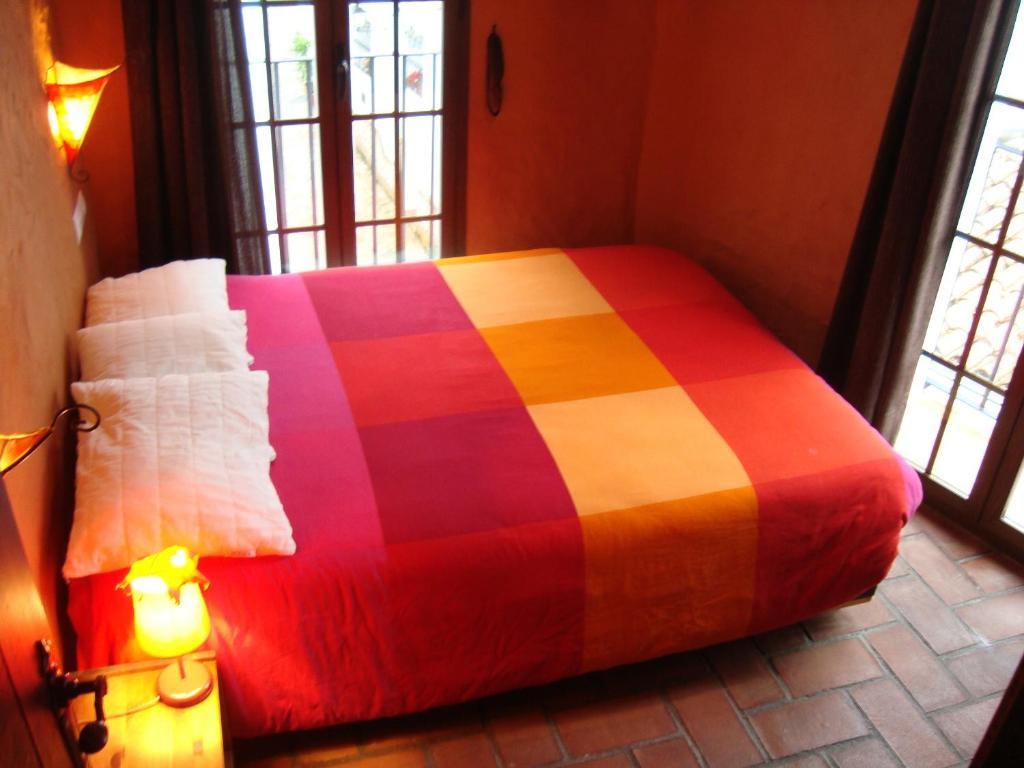 Jade Hotel Ubrique Szoba fotó